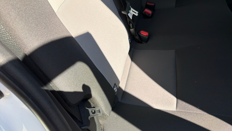 Toyota Yaris 1.0 [72] VVT-i Icon Tech 5dr Petrol Hatchback